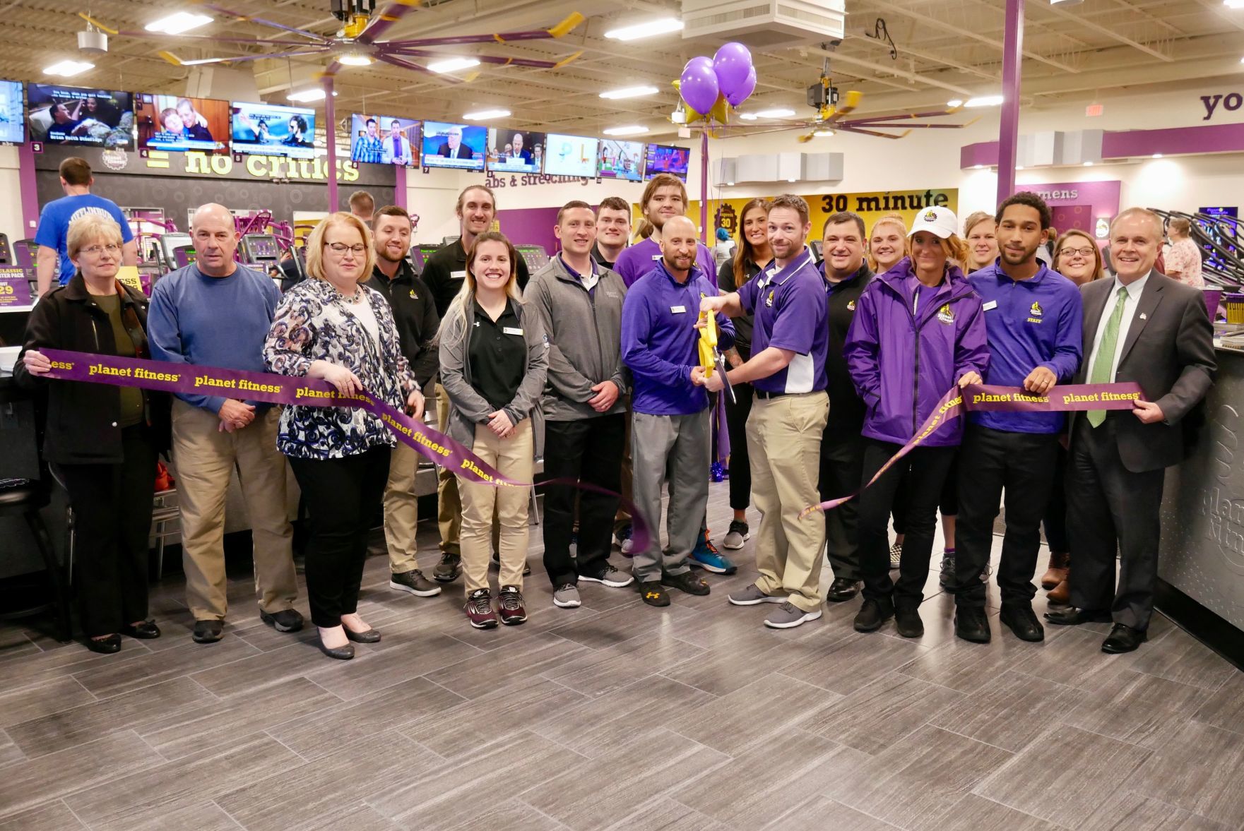 Chamber welcomes new business to township